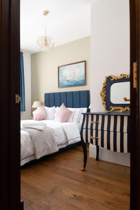 Stylish Beachfront Bolthole With Stunning Sea Views And Luxury Touches Herne Bay Exteriér fotografie
